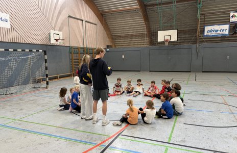 12.03.2026 USC Heidelberg zu Gast bei den Zweit- und Viertklässlern